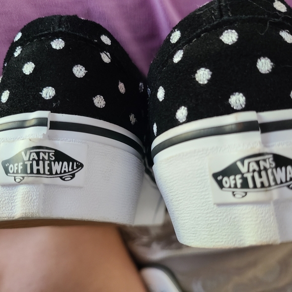 Vans Classic Slip Ons - Picture 5 of 5